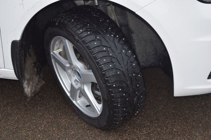 877690-18 Volkswagen Caddy - 2017