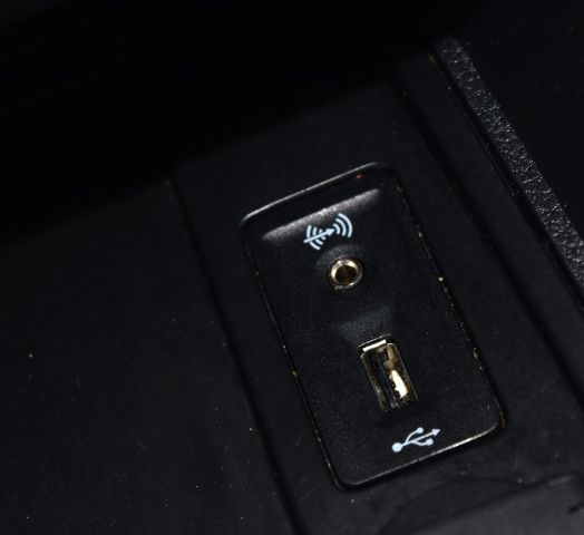 877690-36 Volkswagen Caddy - 2017