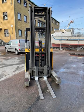 872791-4 Reach truck with charger Atlet UNS / 200DTFVRC675 (10692H)