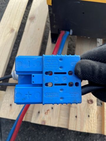 872791-30 Reach truck with charger Atlet UNS / 200DTFVRC675 (10692H)