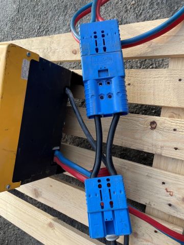 872791-31 Reach truck with charger Atlet UNS / 200DTFVRC675 (10692H)