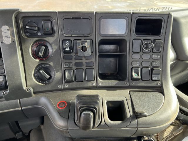 779648-33 Liftdumperbil Scania P94GB 4X2 NZ260 256hK -99