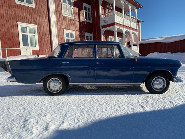 809465-4 Mercedes-Benz 190 c -1963