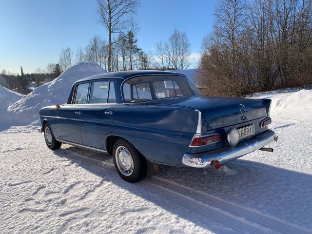 809465-7 Mercedes-Benz 190 c -1963