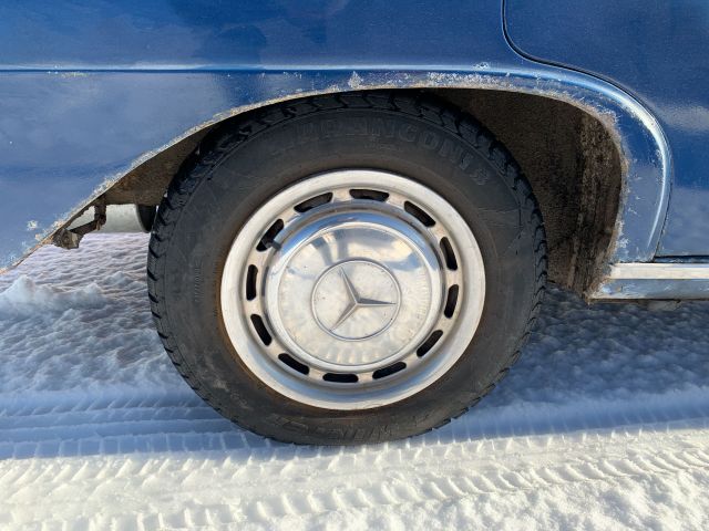 809465-13 Mercedes-Benz 190 c -1963