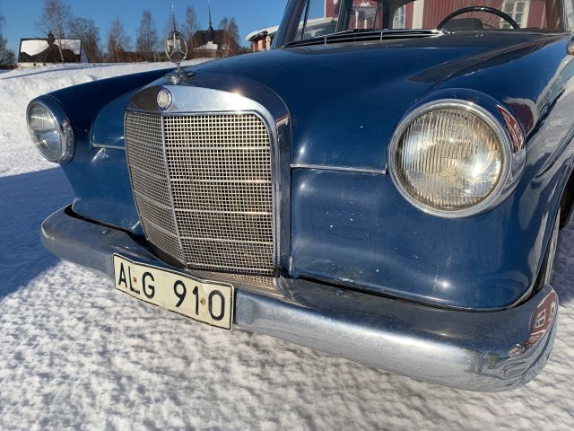 809465-17 Mercedes-Benz 190 c -1963