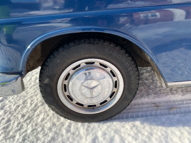 809465-19 Mercedes-Benz 190 c -1963