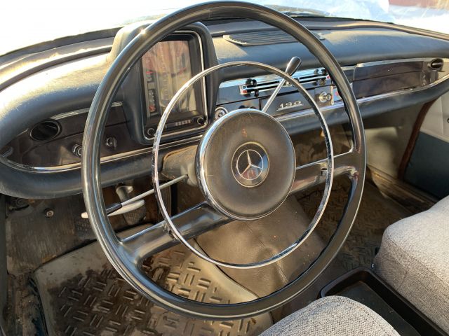 809465-25 Mercedes-Benz 190 c -1963