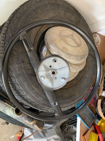 809465-42 Mercedes-Benz 190 c -1963