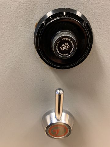 876408-4 Safe with code lock Jøli