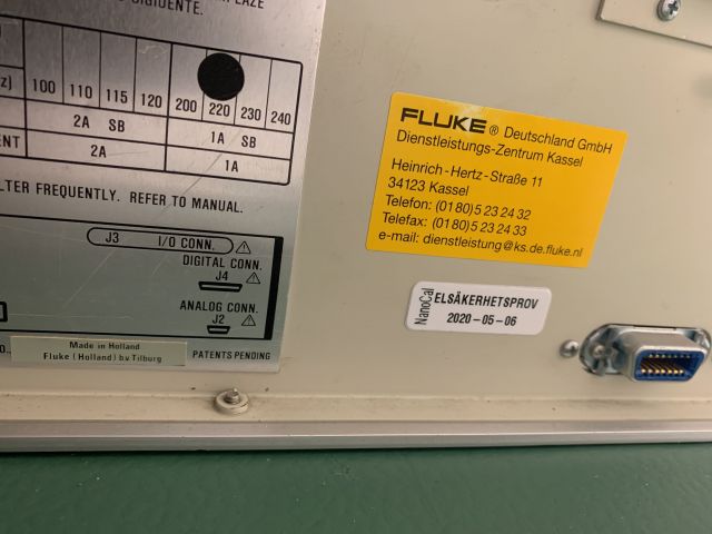 876423-7 Calibrator Fluke 5100B