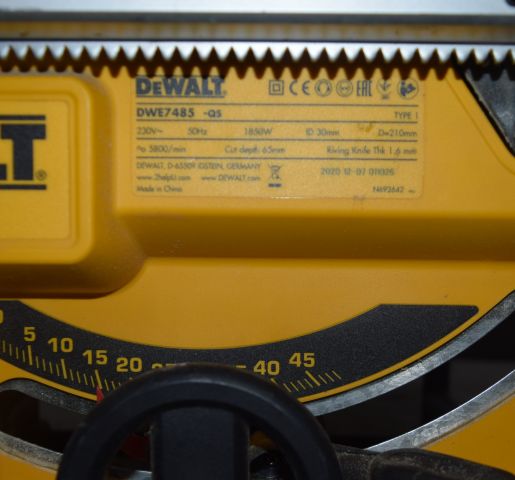 683430-8 DeWalt DWE7485 TABLE SAW, 210 MM