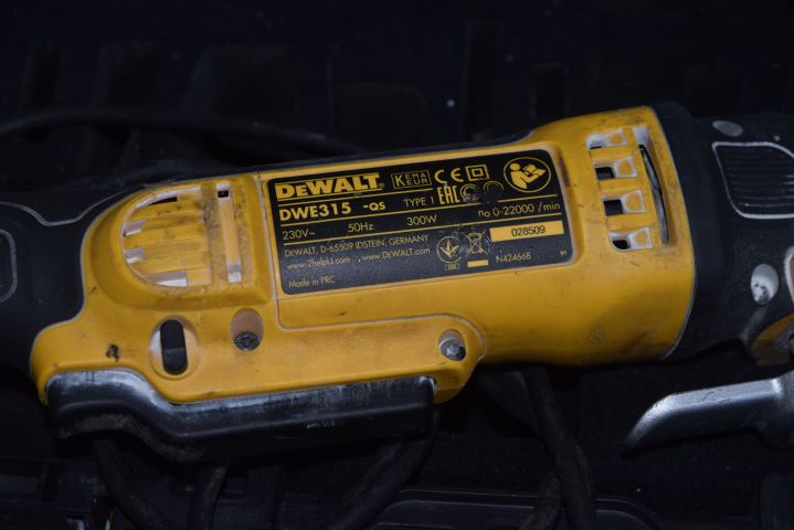 683432-5 Dewalt Multitool DWE315 -QS