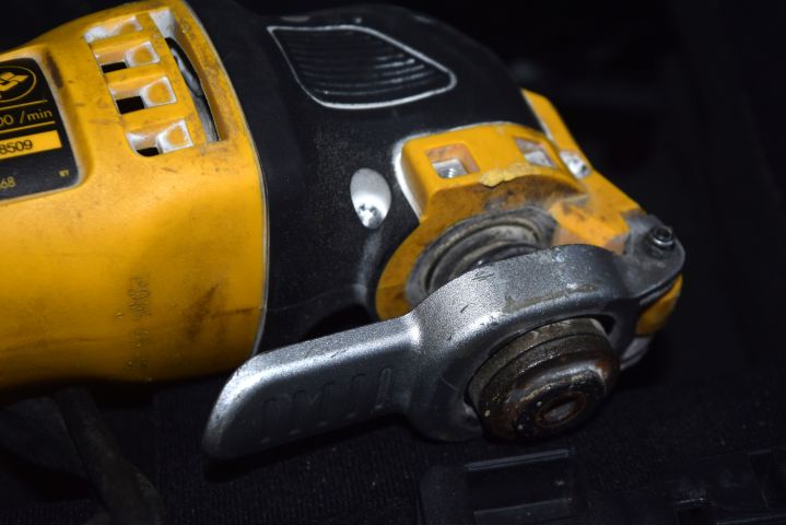 683432-6 Dewalt Multitool DWE315 -QS