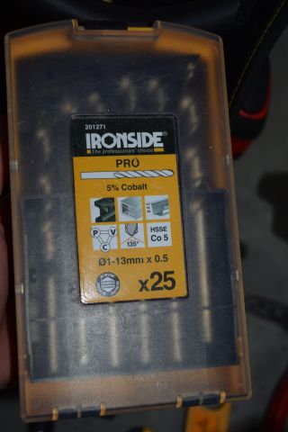 683437-7 Tool bag with spirit level, hammer, crowbar, axe etc.