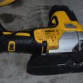 683440-7 Dewalt jigsaw, Tool box, batteries 3 pcs + miscellaneous