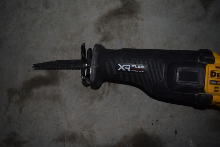 683442-3 Devalt Tiger saw, screwdriver and hammer drill