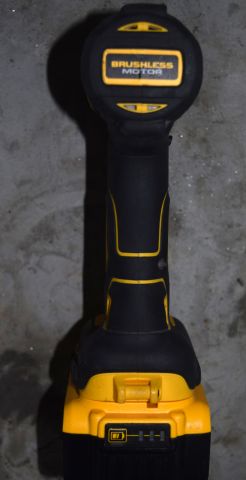 683442-9 Devalt Tiger saw, screwdriver and hammer drill