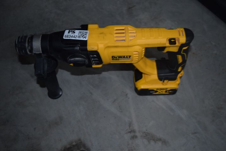 683442-11 Devalt Tiger saw, screwdriver and hammer drill