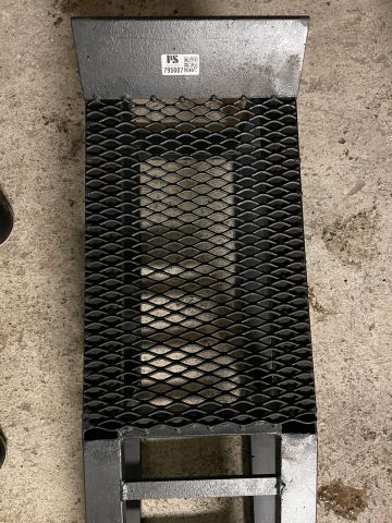 795007-3 Car ramps in steel