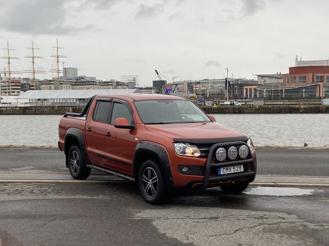 865724-3 Volkswagen Amarok - 2014
