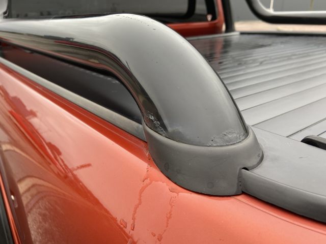 865724-36 Volkswagen Amarok - 2014