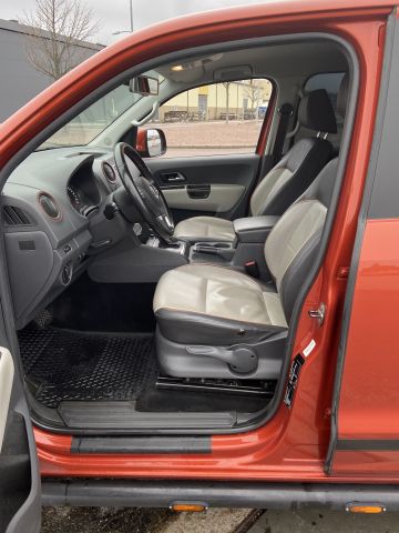 865724-37 Volkswagen Amarok - 2014