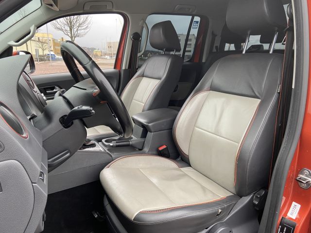 865724-38 Volkswagen Amarok - 2014