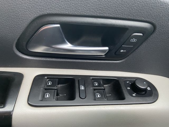 865724-61 Volkswagen Amarok - 2014