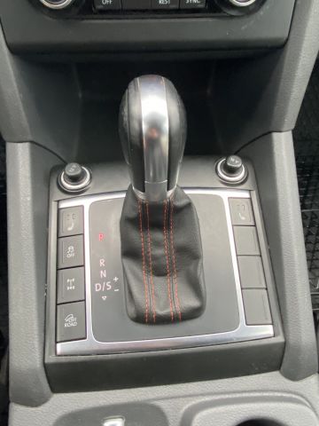 865724-65 Volkswagen Amarok - 2014