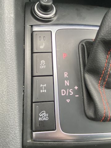 865724-66 Volkswagen Amarok - 2014