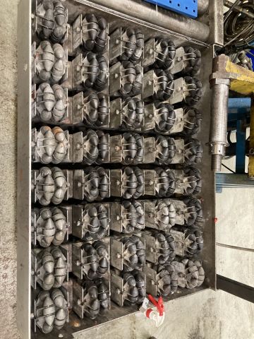 878049-5 Kääntökone ja koeponnistusyksikkö