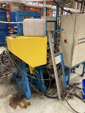 878049-11 Kääntökone ja koeponnistusyksikkö