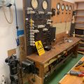 876440-1 Older test bench for electronic equipment