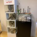 879568-2 Exponeringsskåp butiksinredning Axent