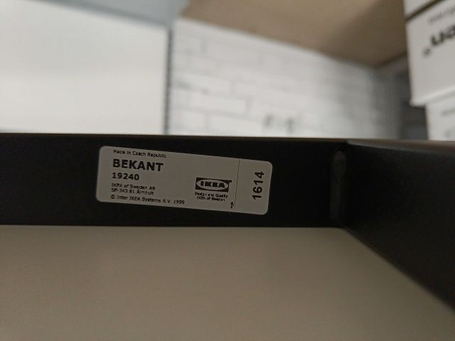 874388-3 Office table IKEA Familiar