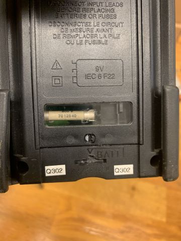 876448-3 M2005 Multimeter