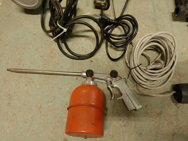 826257-12 Hand machines