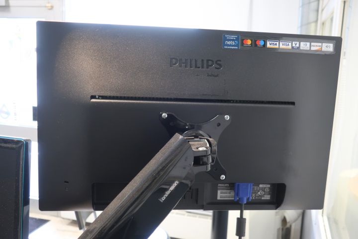 795024-6 Cash register computer with screens, card reader and receipt printer