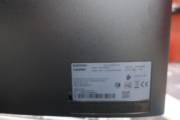 795024-13 Cash register computer with screens, card reader and receipt printer