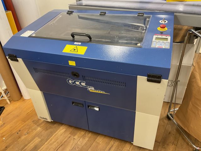 836781-17 Laser engraving machine GCC Laser pro