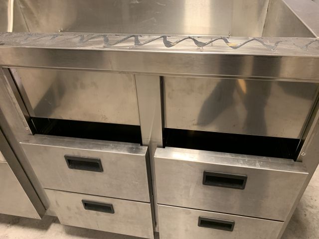 809486-2 Cooling bench with four drawers and cooling well Haglund