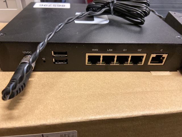 865796-3 Firewall Clavister E10