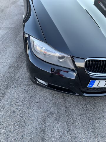 866657-21 BMW 320D - 2011