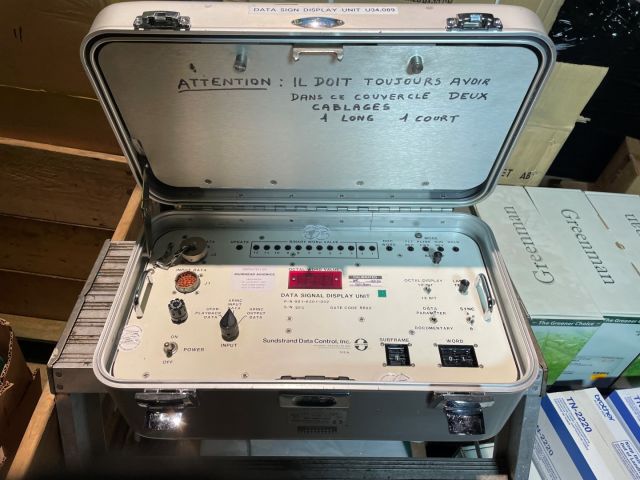872802-1 Data signal display unit