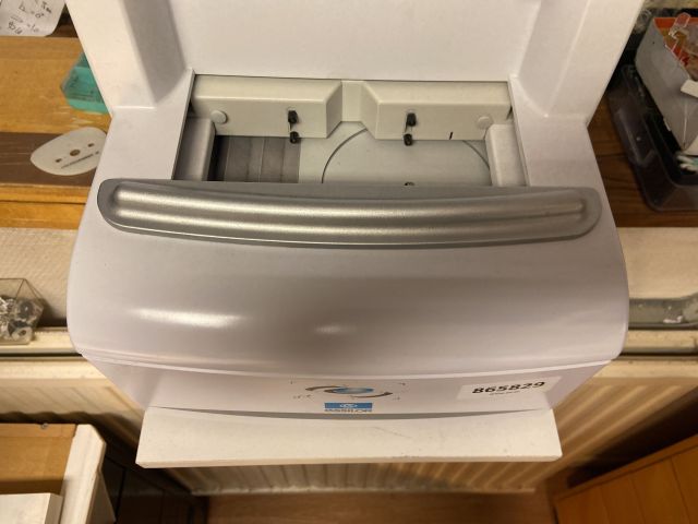 865829-4 Grinding machine and Block machine Essilor Kappa CT