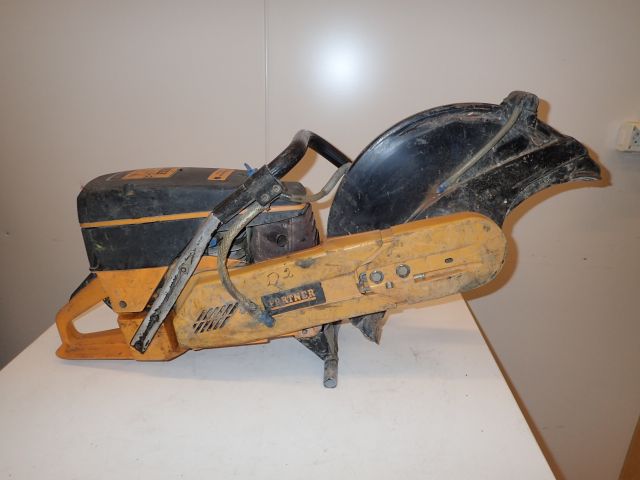 861515-7 Engine Cap Partner K1250