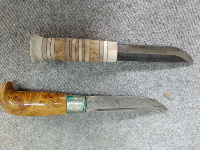 874470-2 Collector's knives