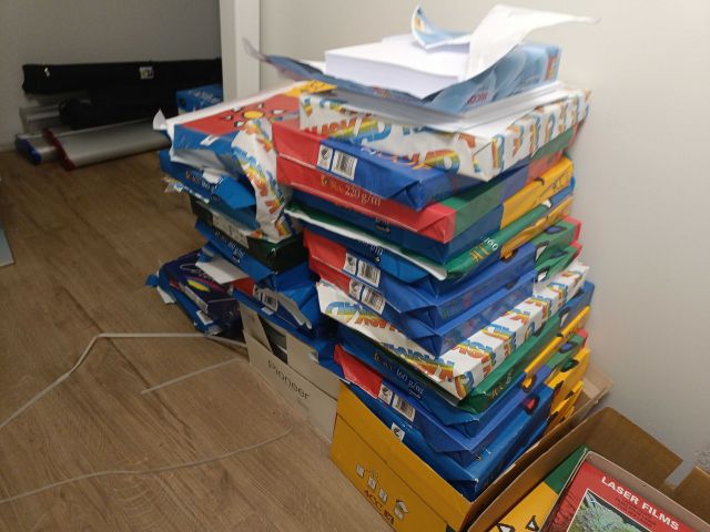 826287-7 Lot of printer paper