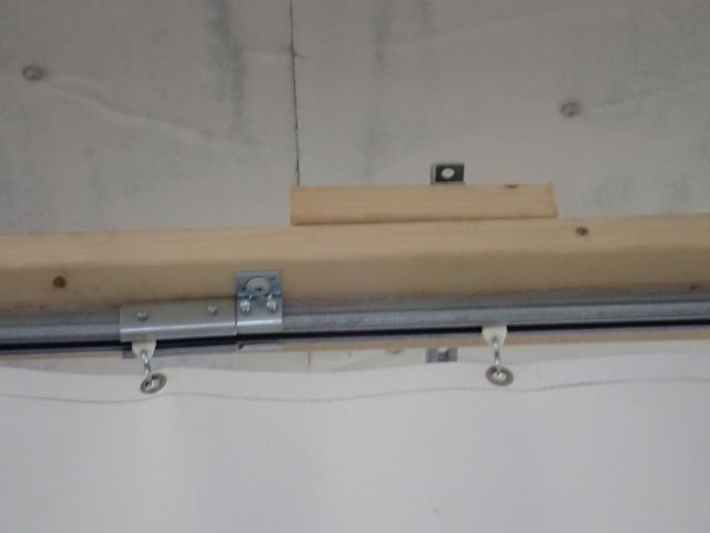 861519-8 Skyddsdraperi